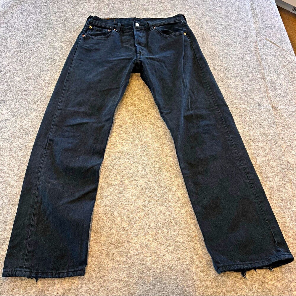 Vintage Levi's 501 Men's Jeans Straight Fit Button Fly 5-Pocket Cotton